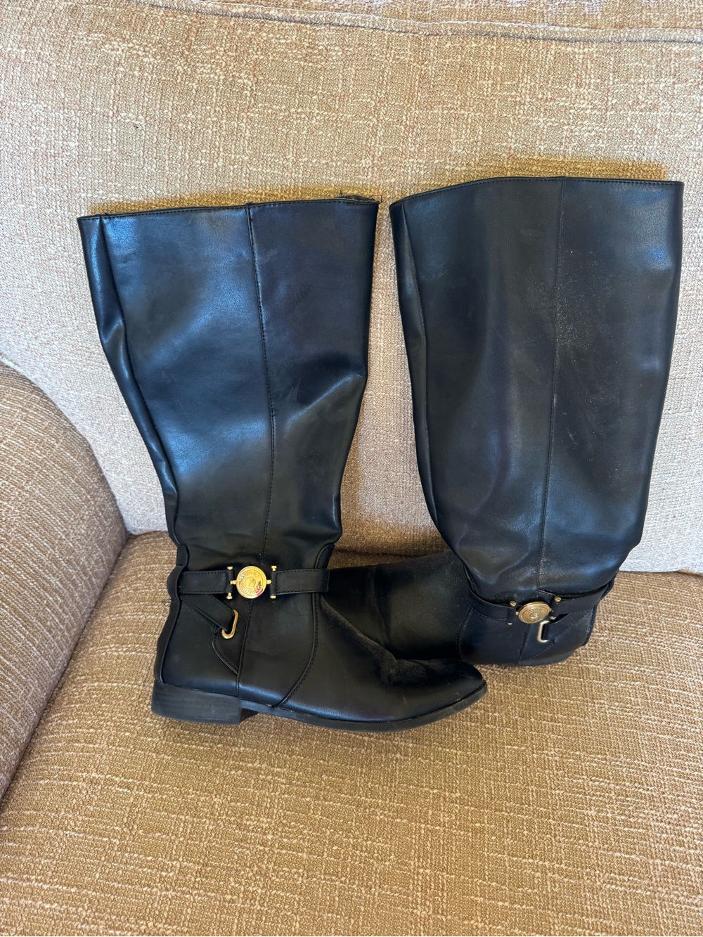 Tommy Hilfiger Black Knee-High Riding Boots with Gold Accent